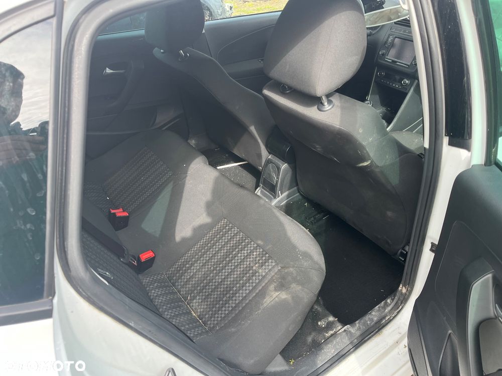 Volkswagen Polo 1.4 TDI BlueMotion - 12