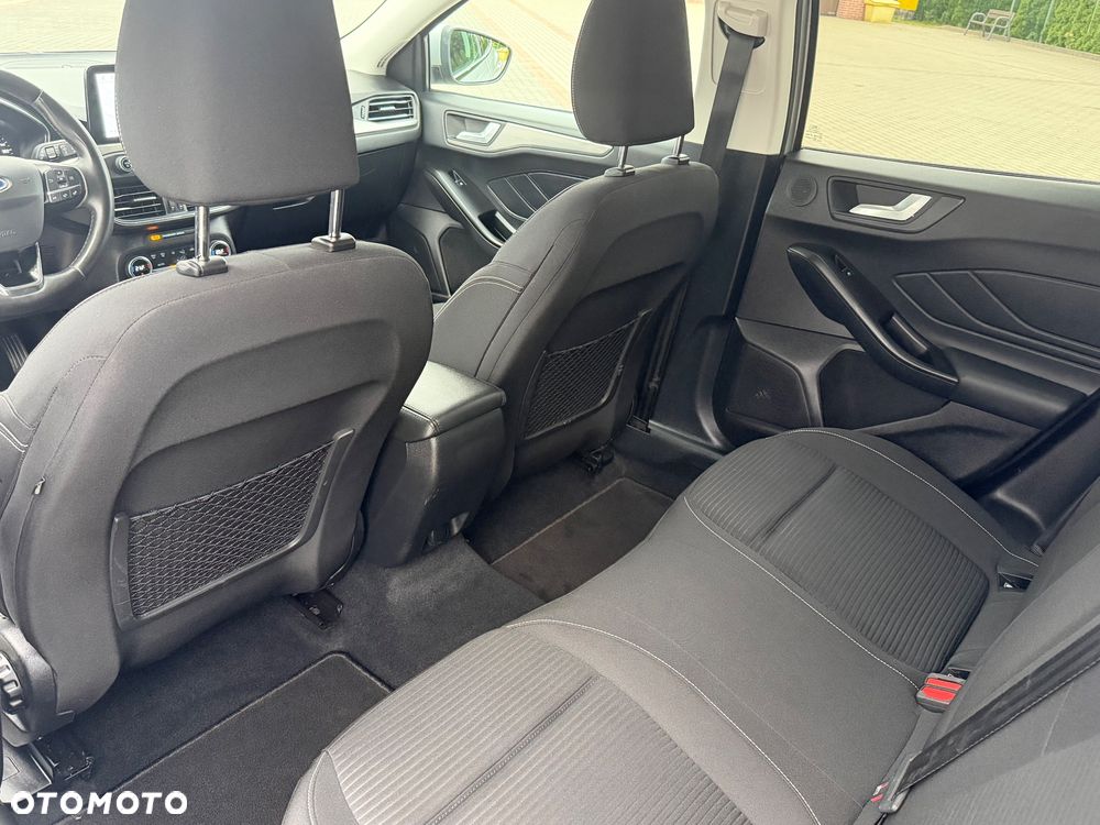 Ford Focus 2.0 EcoBlue Titanium Business - 38