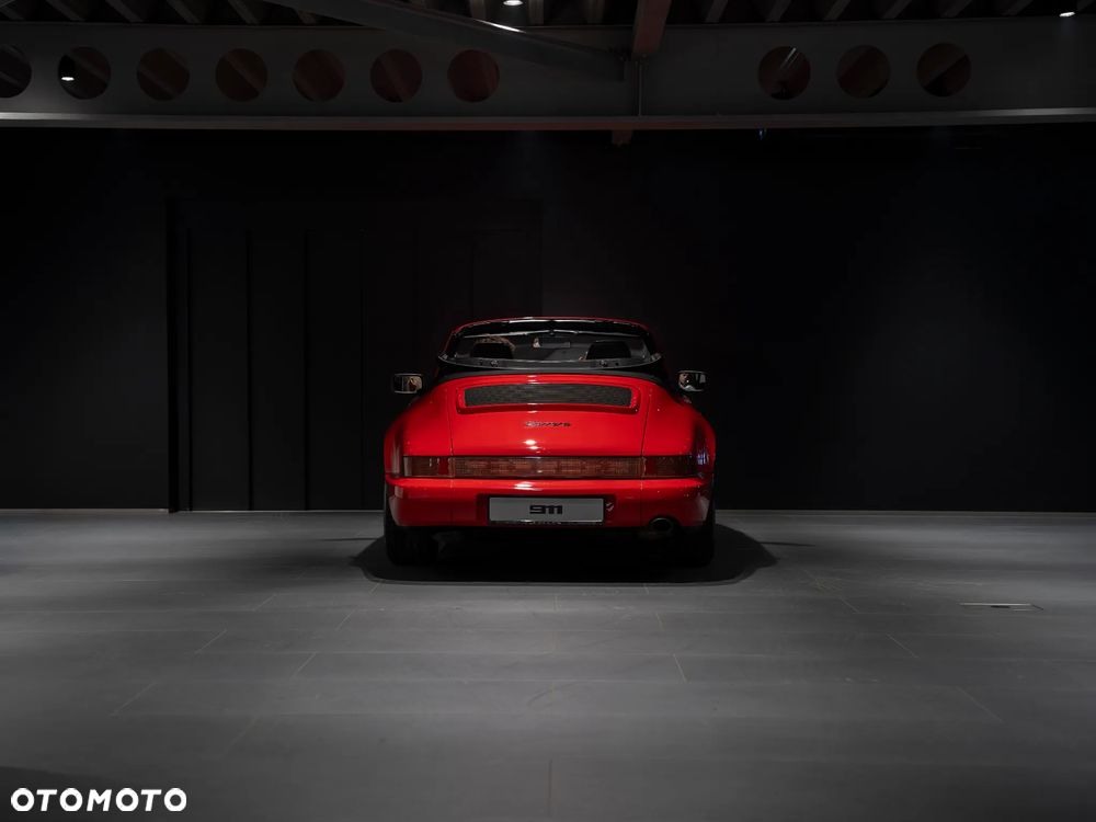 Porsche 911 2 - 4