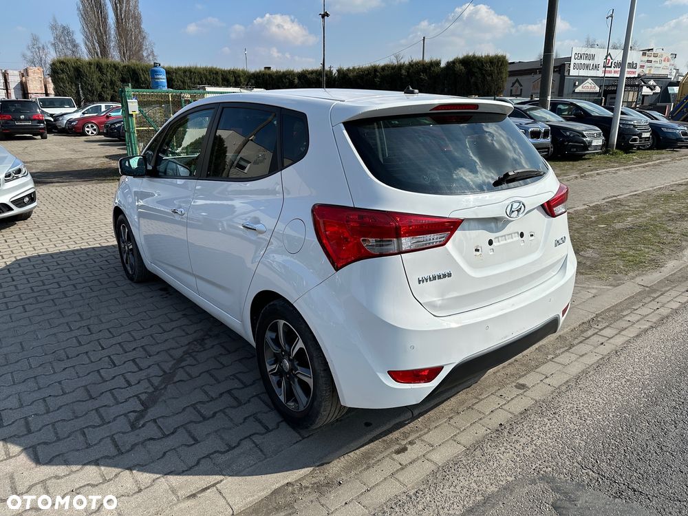 Hyundai ix20 1.4 Premium blue - 7