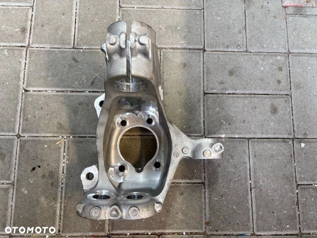 Mercedes CLA 174 1743320300 lewa Zwrotnica NOWA GWARANCJA! - 3