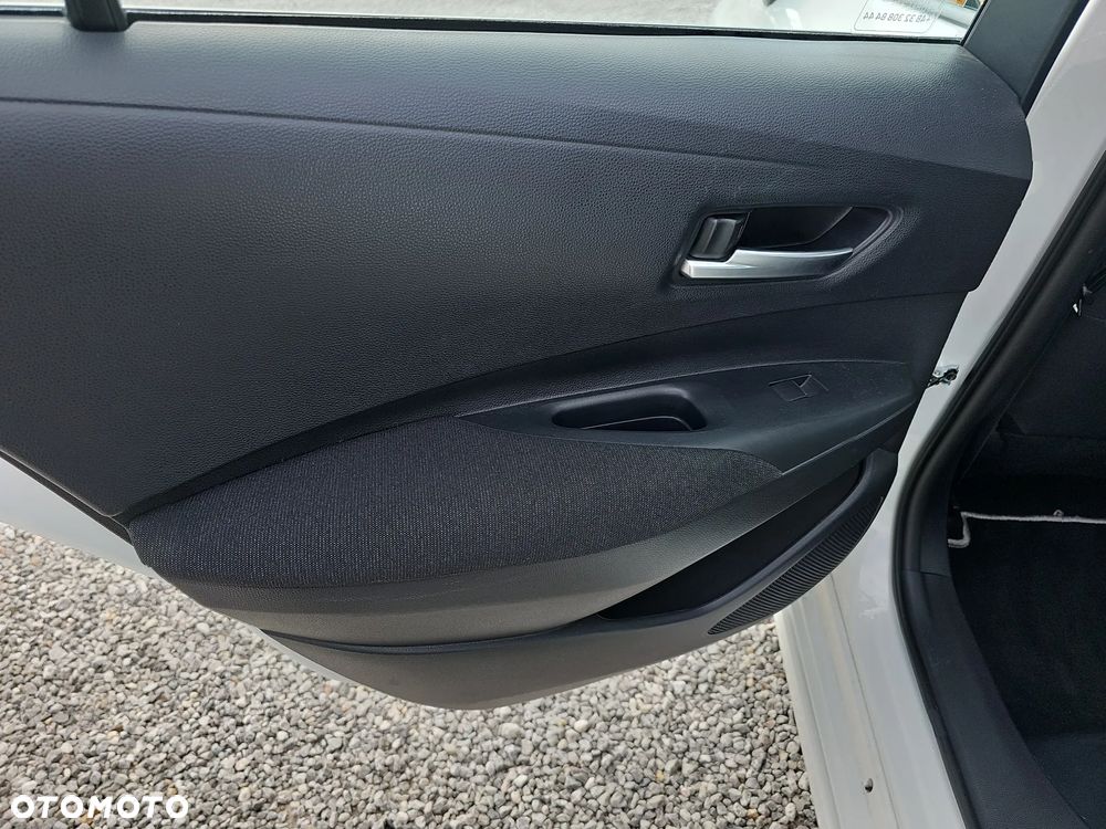 Toyota Corolla 1.8 Hybrid Comfort - 26