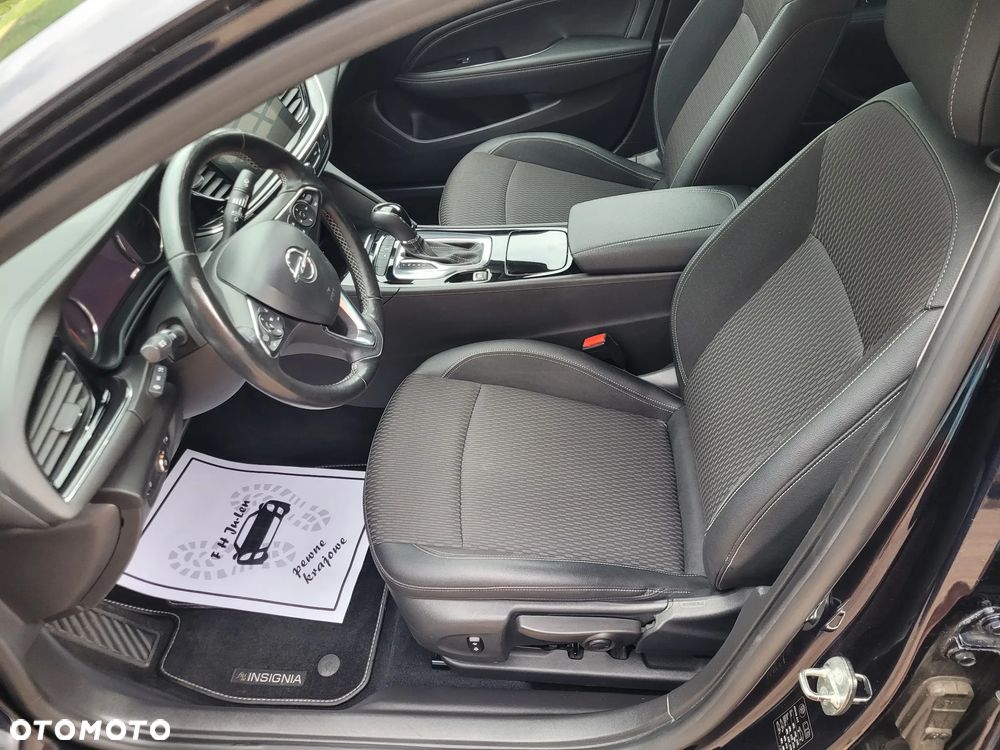 Opel Insignia 1.5 T Exclusive S&S - 19