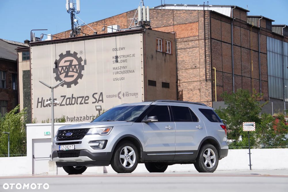 Ford Explorer - 2