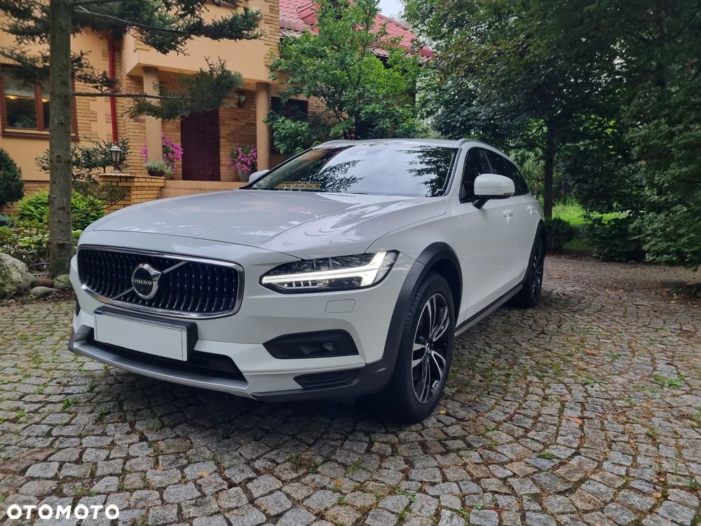 Volvo V90 Cross Country B5 D AWD Pro - 2