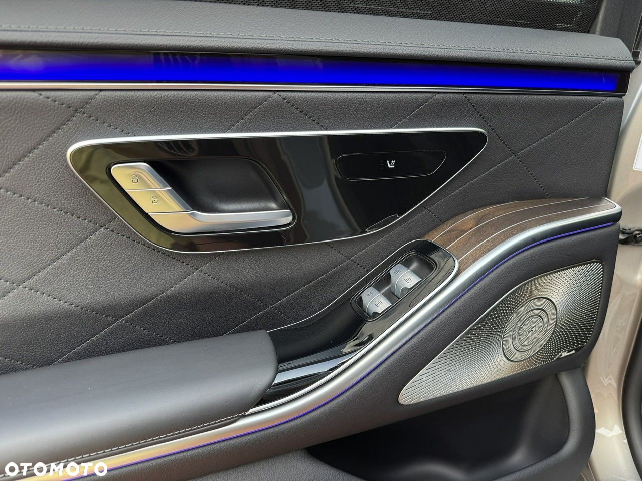 Mercedes-Benz Klasa S 400 d 4-Matic L AMG Line 9G-TRONIC - 39