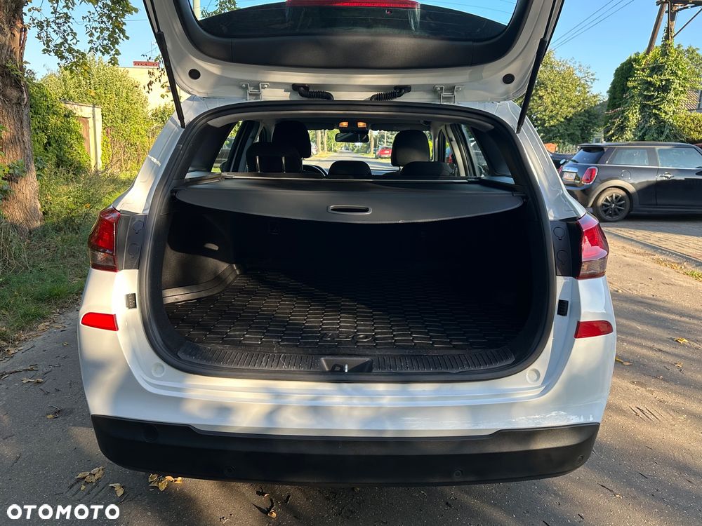 Hyundai i30 1.4 Select - 20