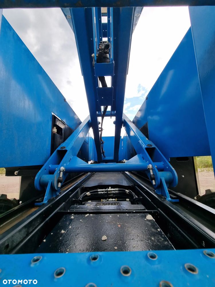 Genie Zwyżka GS-4069RT Podnośnik Nożycowy 14,5 metra jak Nowa 2017r z Norwegii 738mtg 4x4 silnik Kubota - 8