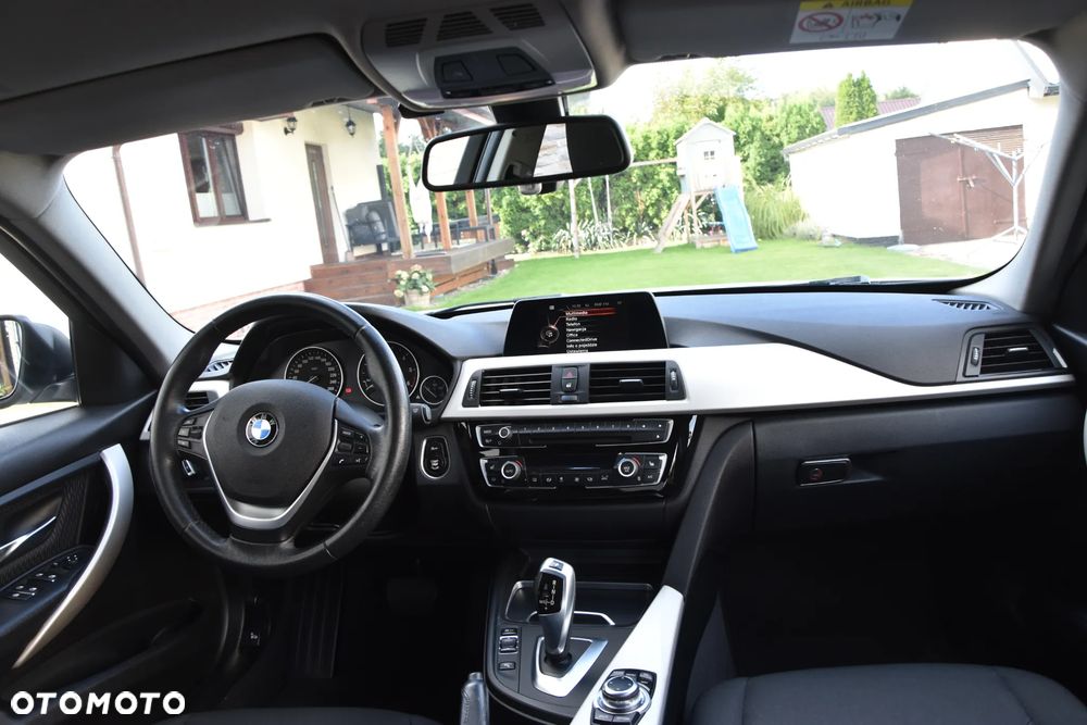 BMW Seria 3 - 18