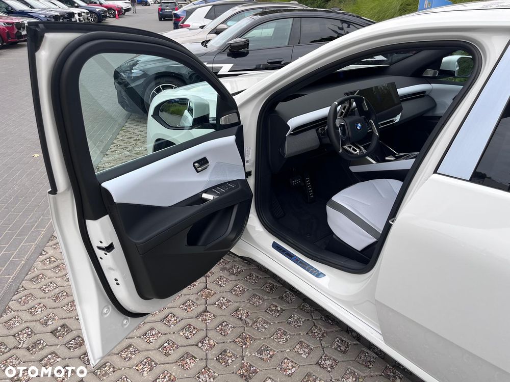 BMW iX3 40 - 10