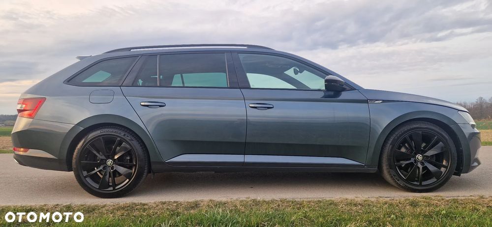 Skoda Superb 2.0 TDI 4x4 Sportline DSG - 6