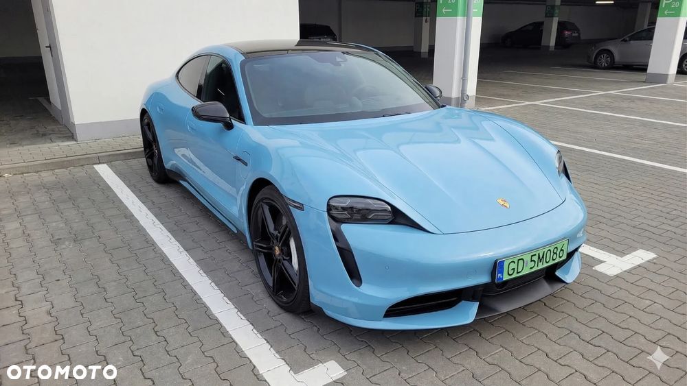 Porsche Taycan - 1