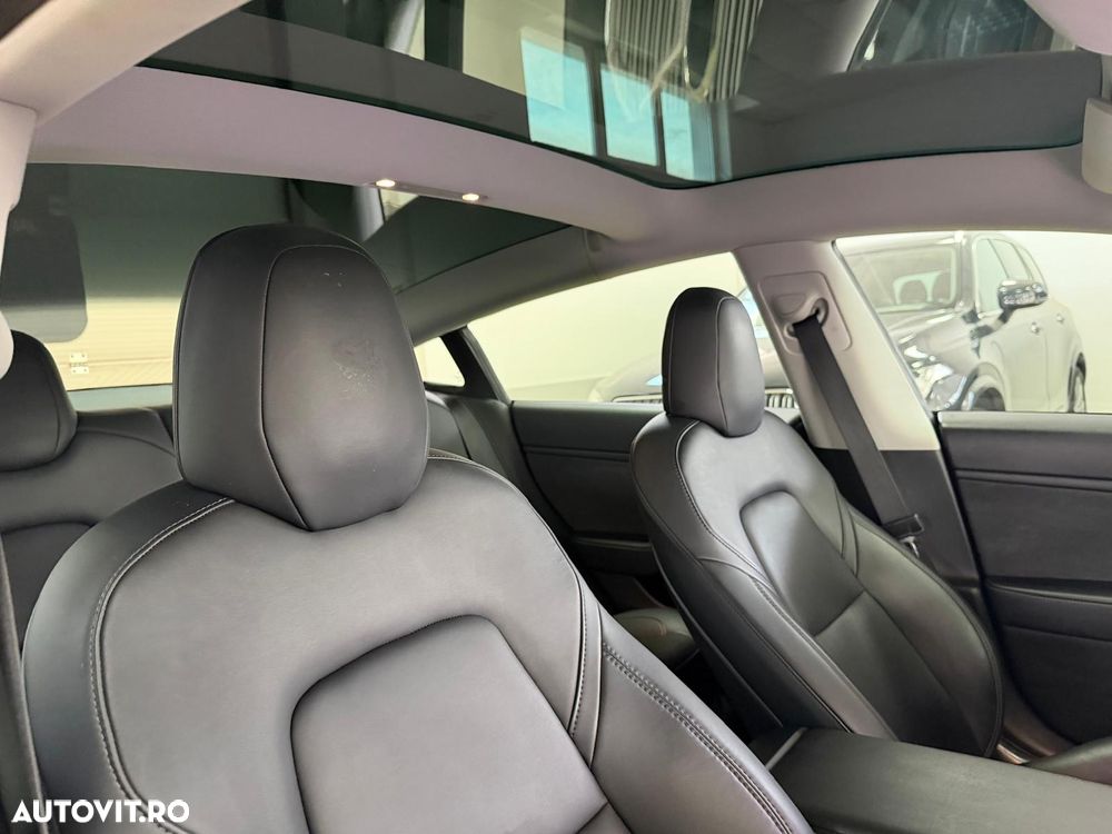 Tesla Model 3 Langstreckenbatterie Allradantrieb Dual Motor - 16