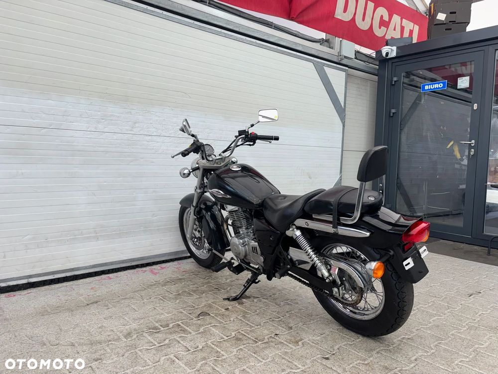 Suzuki Marauder - 7