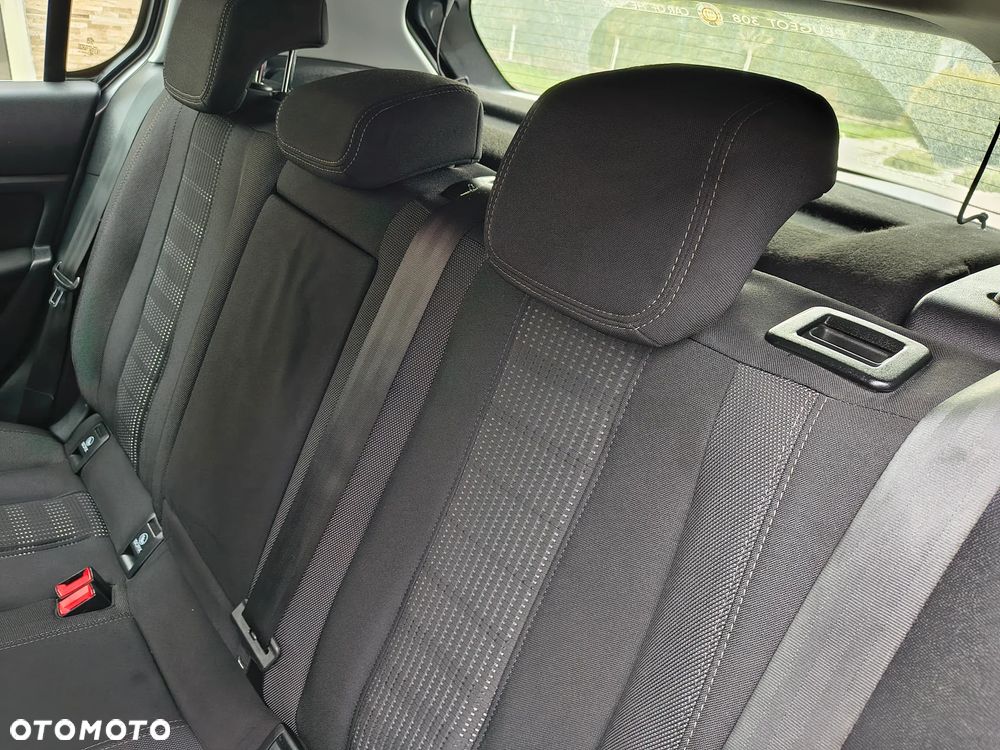 Peugeot 308 1.6 e-HDi Allure S&S - 20