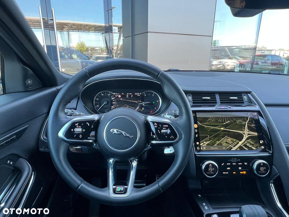 Jaguar E-Pace - 10