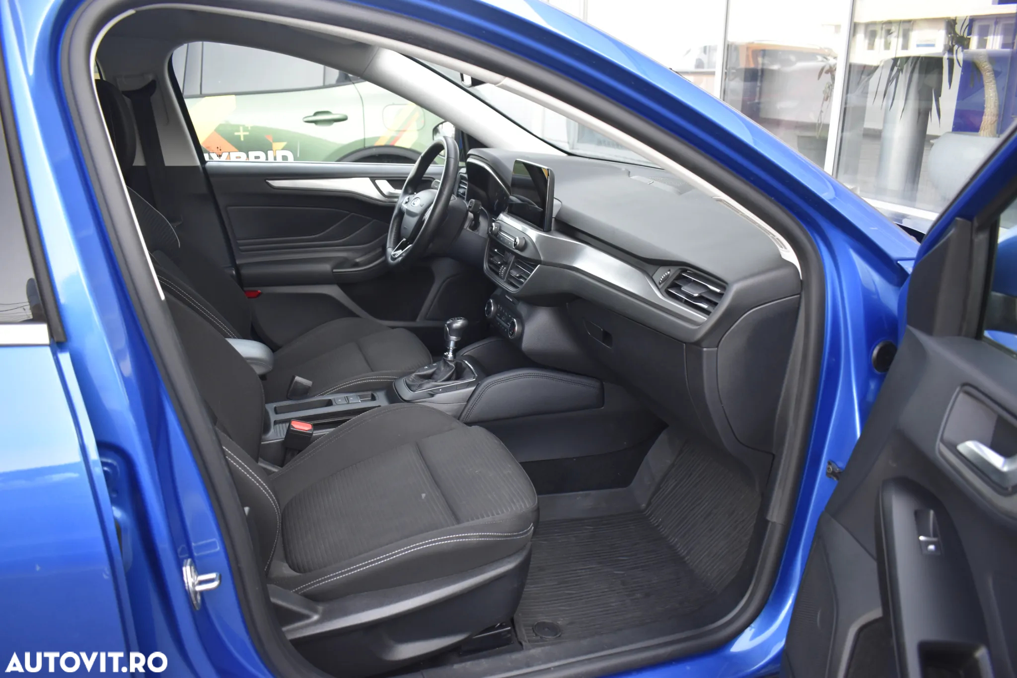 Ford Focus 1.0 EcoBoost MHEV Titanium - 38