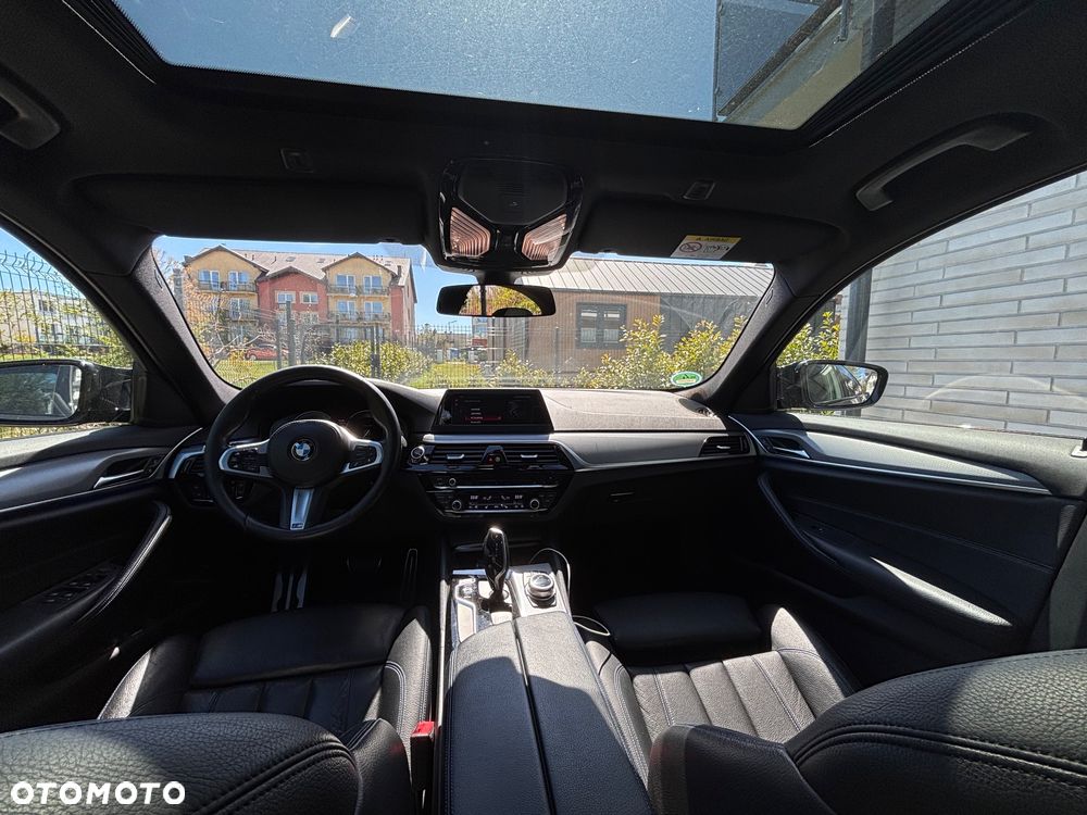BMW Seria 5 540i M Sport sport - 12