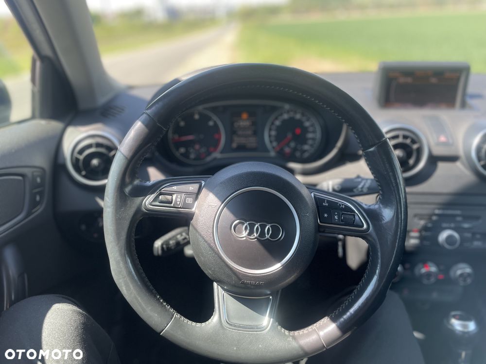 Audi A1 Sportback 1.6 TDI Ambition S tronic - 31