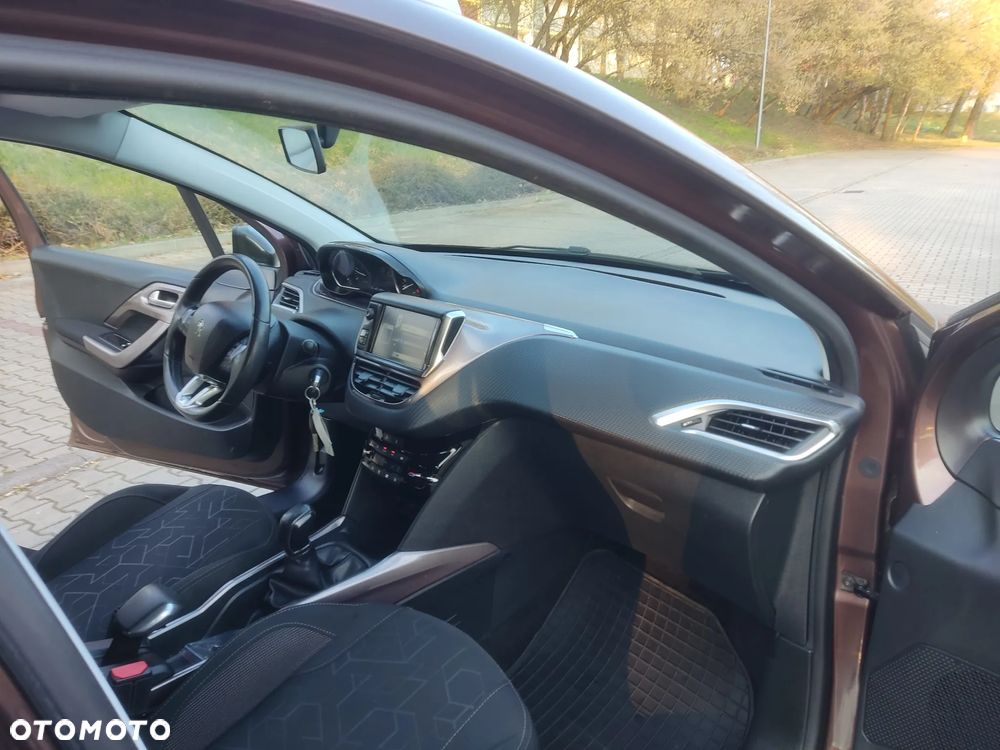 Peugeot 2008 1.4 HDi Access - 21