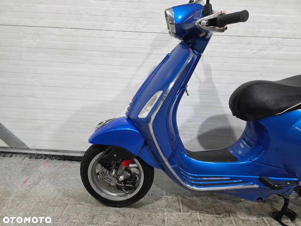 Piaggio Vespa - 10