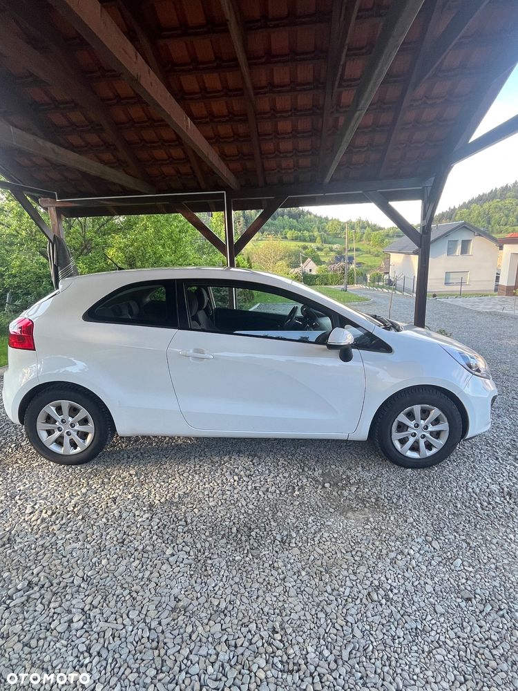 Kia Rio 1.2 Business Line - 7