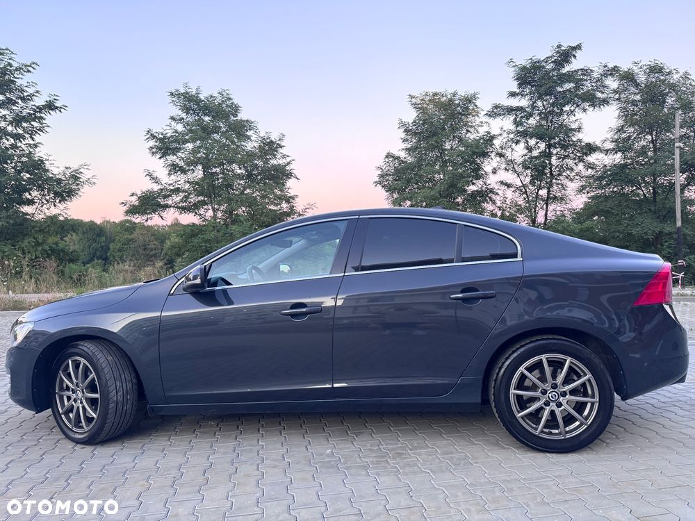 Volvo S60 T5 Drive-E Summum - 9