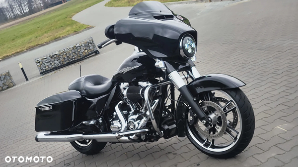 Harley-Davidson FLHXS Special