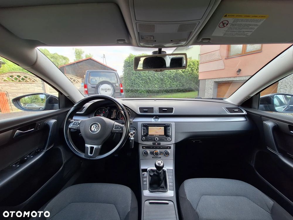 Volkswagen Passat - 7