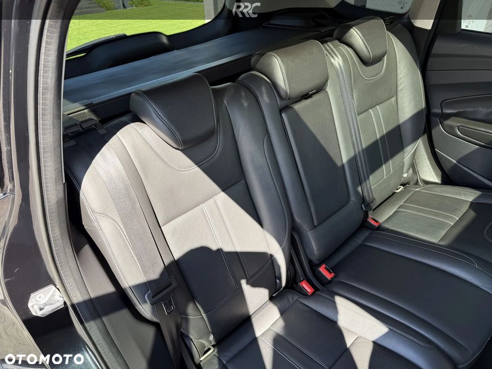 Ford Kuga 2.0 TDCi AWD Titanium - 26