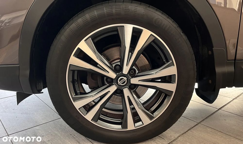 Nissan Qashqai 1.3 DIG-T N-CONNECTA - 10