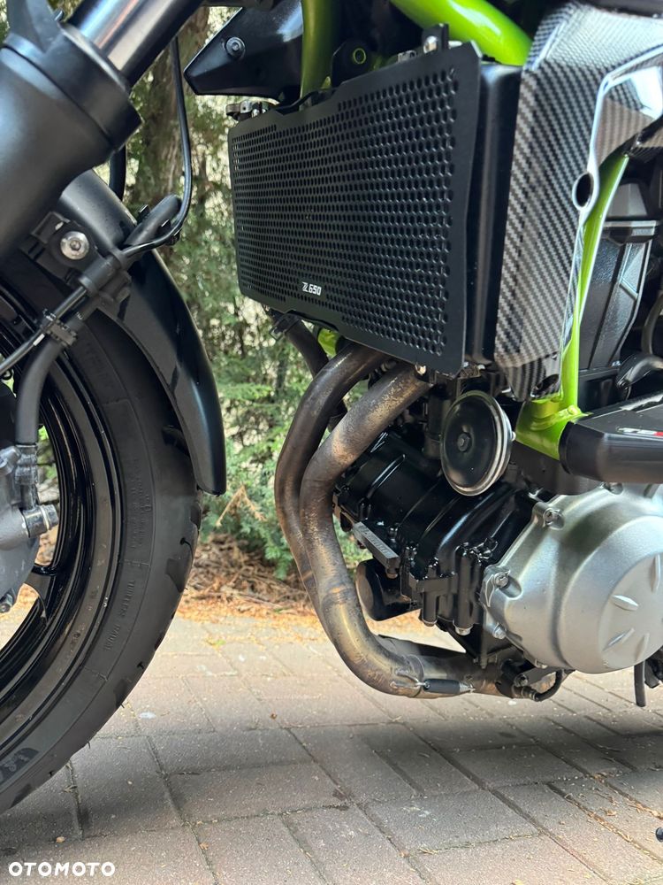 Kawasaki Z 650 - 10