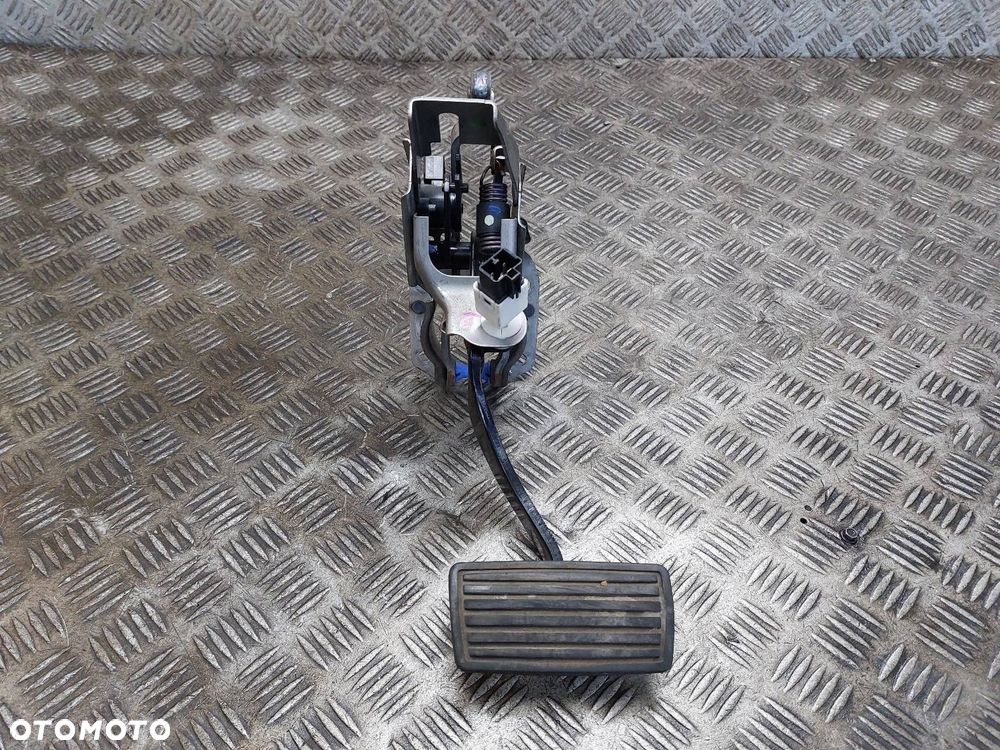 PEDAŁ HAMULCA HONDA CIVIC VIII SEDAN AUTOMAT - 1