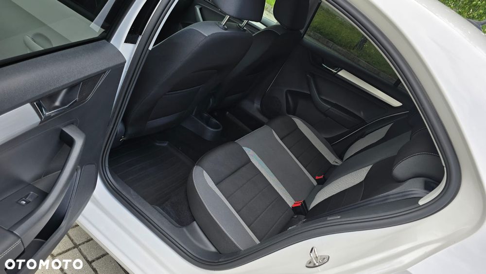Skoda RAPID 1.0 TSI Ambition - 7