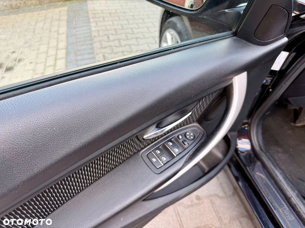 BMW Seria 3 320d xDrive Advantage sport - 10