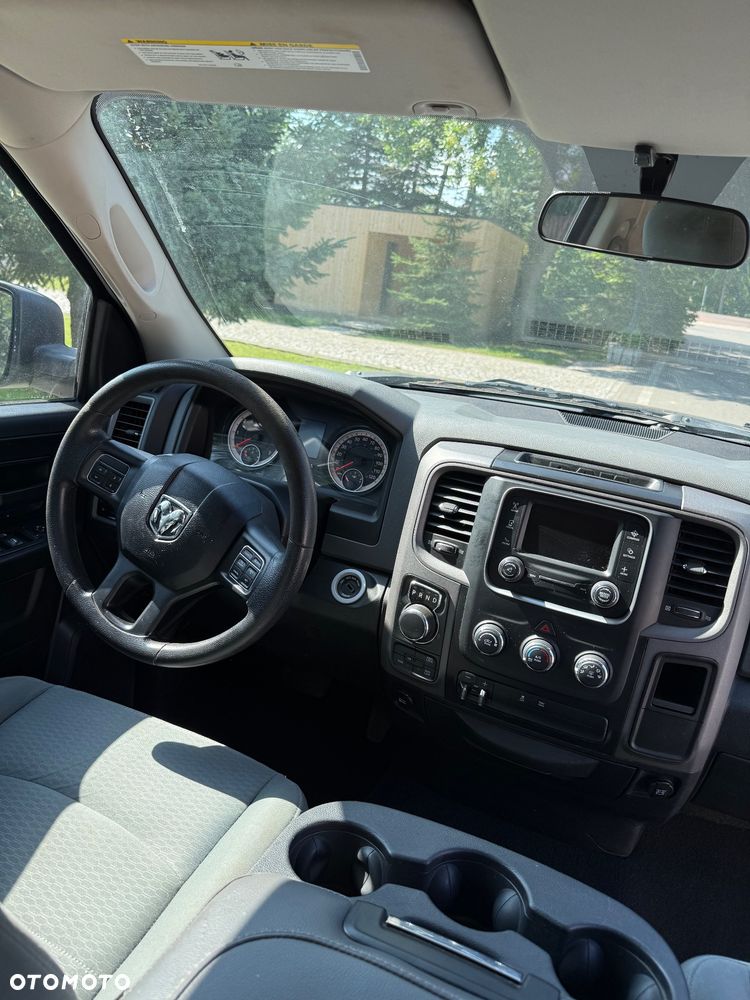 Dodge RAM - 24