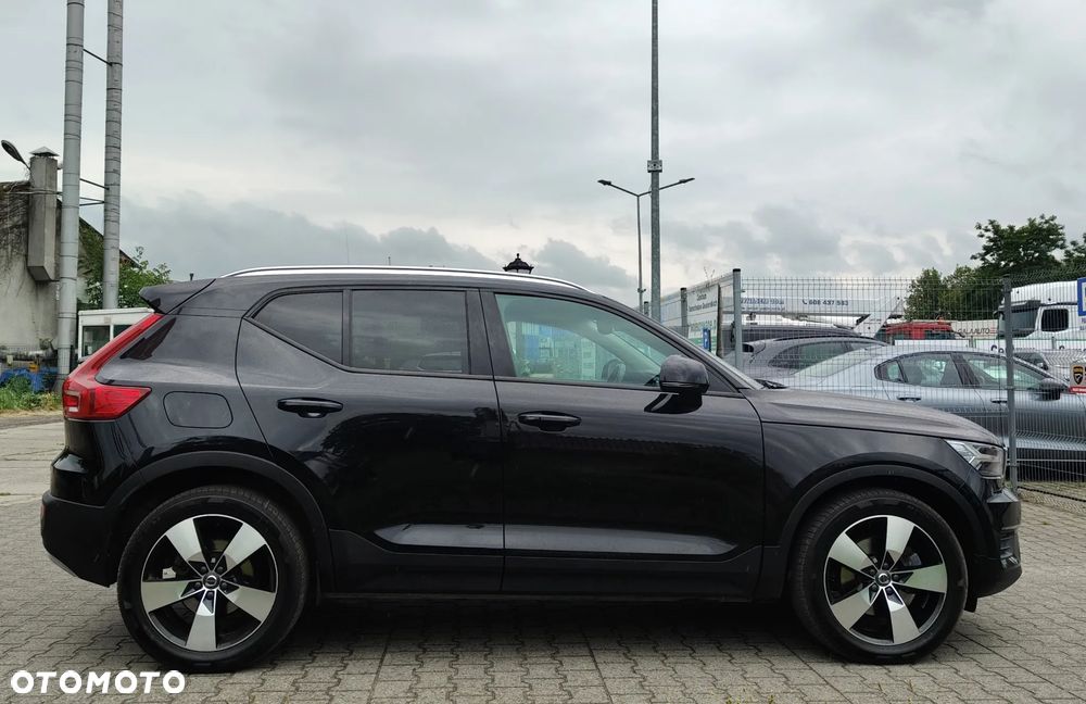 Volvo XC 40 T5 AWD Momentum Pro - 5