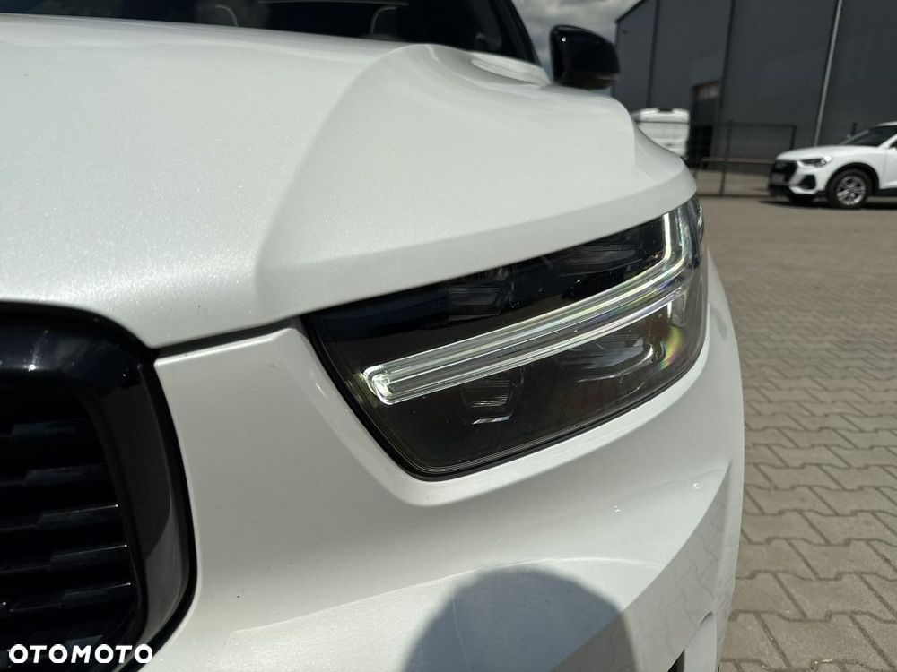 Volvo XC 40 T3 R-Design - 9