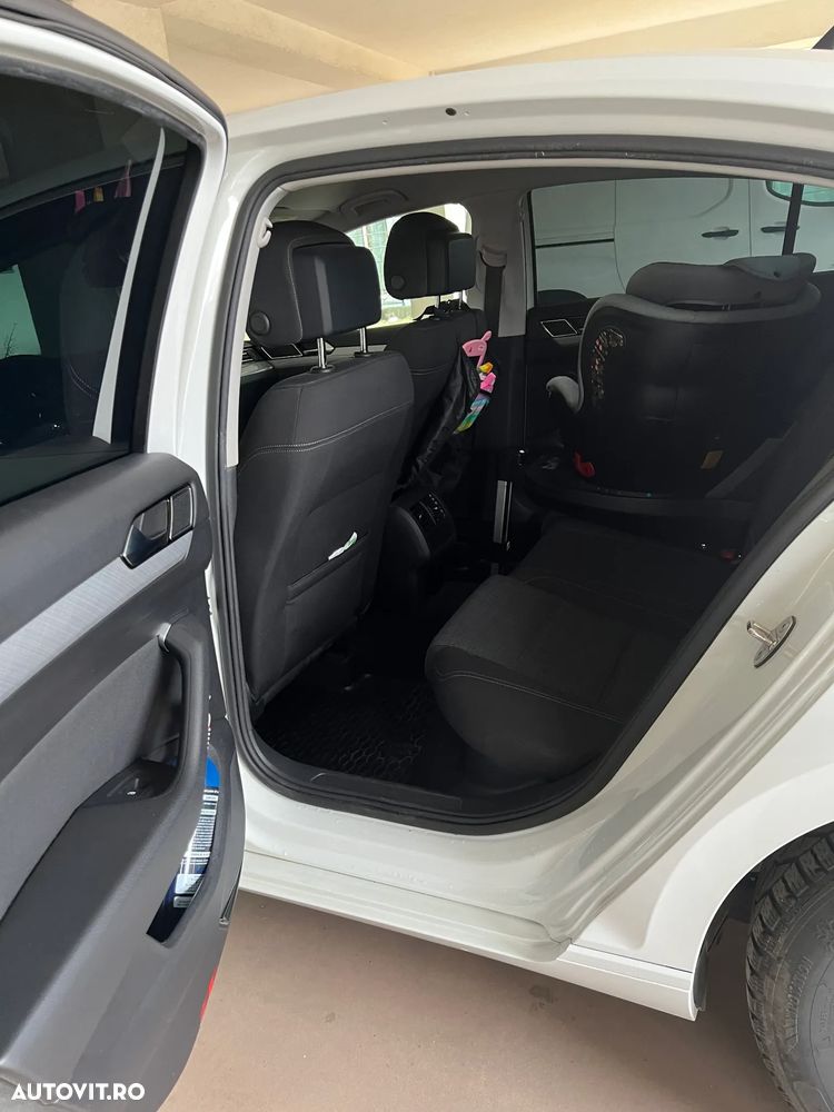 Volkswagen Passat 2.0 TDI SCR DSG Business - 7