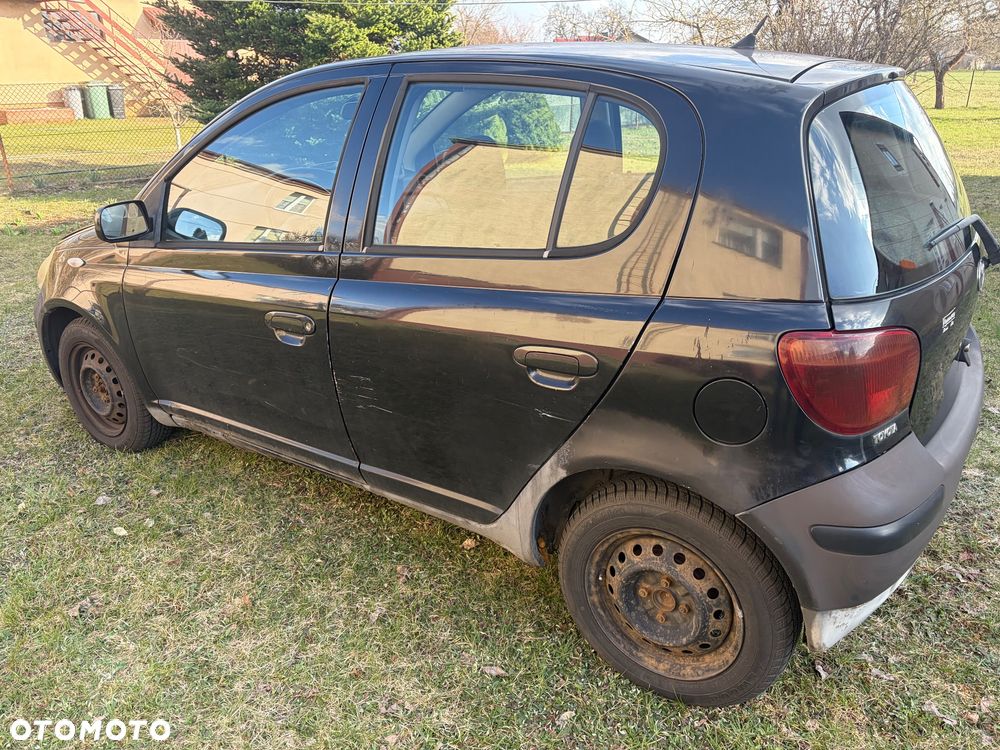 Toyota Yaris 1.4 D-4D Base - 2