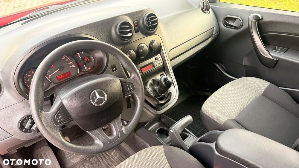 Mercedes-Benz Citan W415 - 15