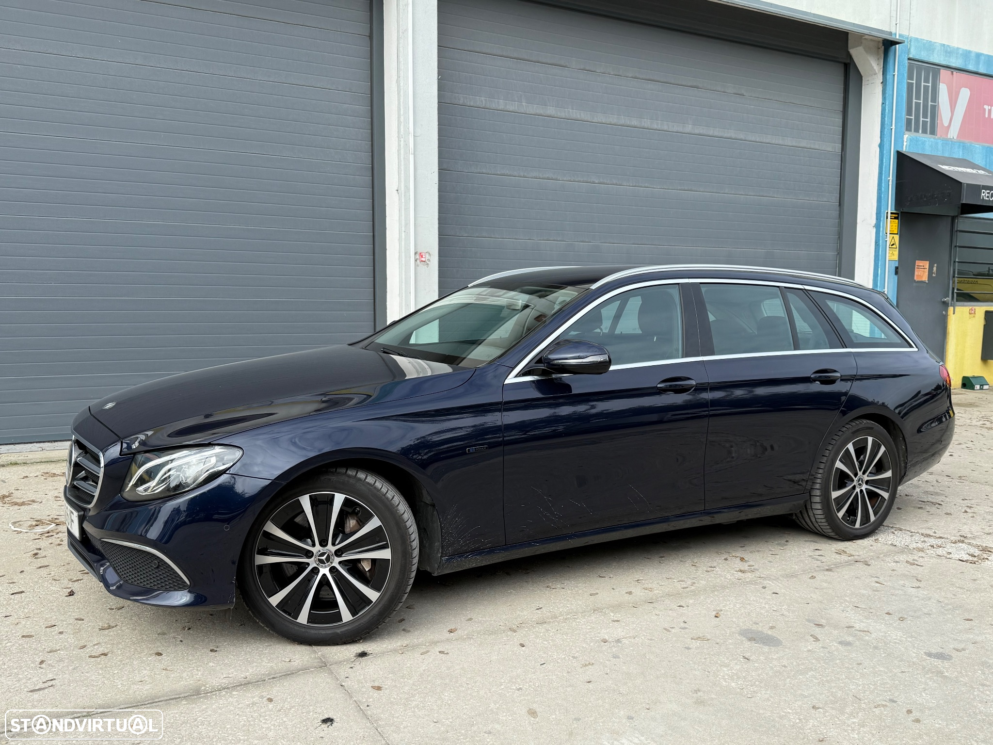 Mercedes-Benz E 300 de Exclusive Line - 18