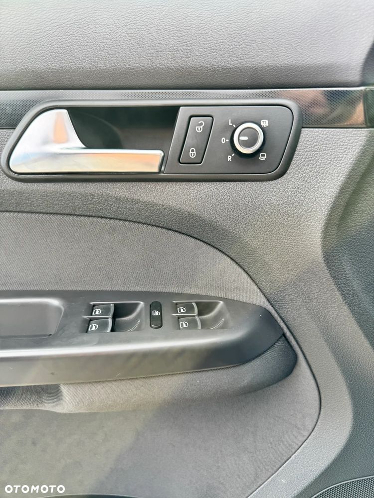 Volkswagen Touran 1.4 TSI DSG Highline - 11