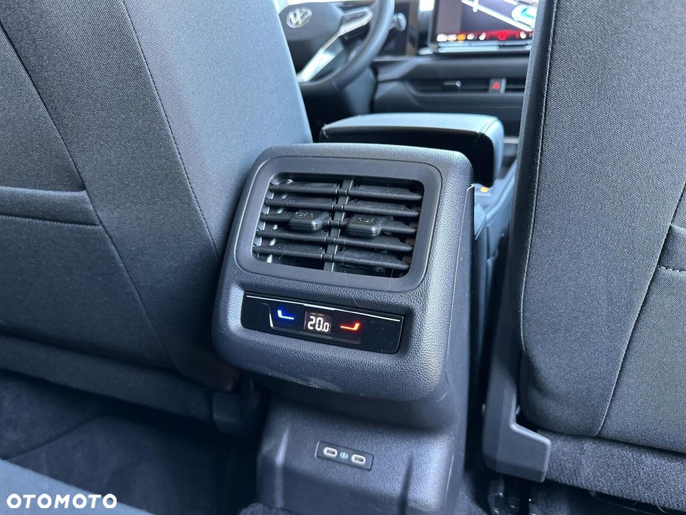 Volkswagen T-Roc - 27