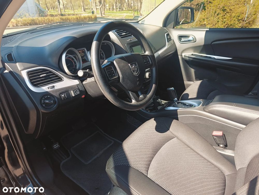 Dodge Journey - 11