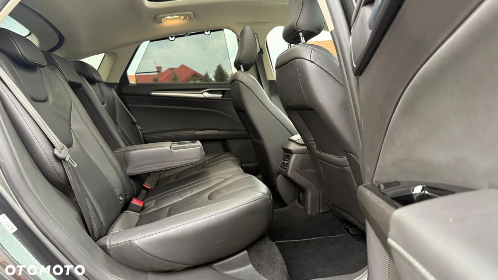 Ford Mondeo 2.0 TDCi Titanium PowerShift - 26