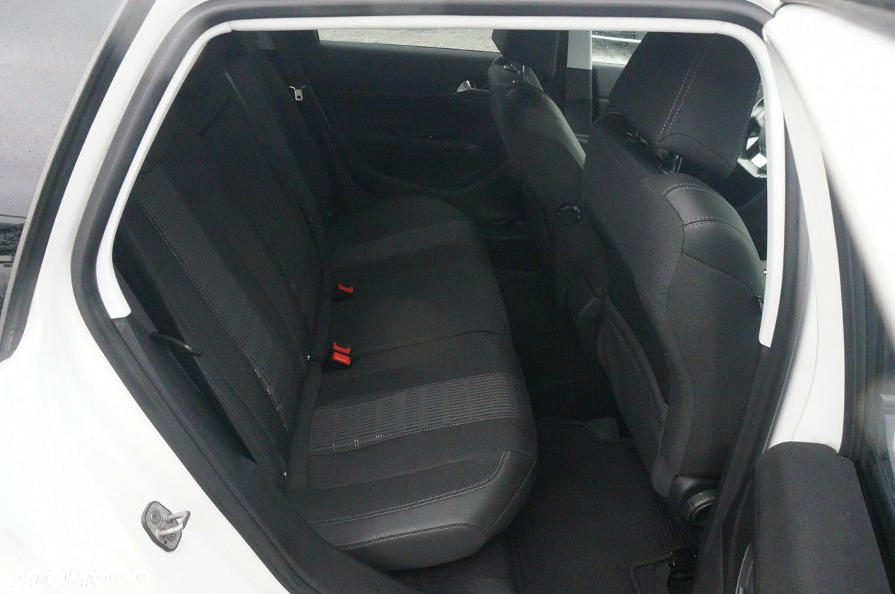 Peugeot 308 1.5 BlueHDi Allure Pack S&S EAT8 - 32