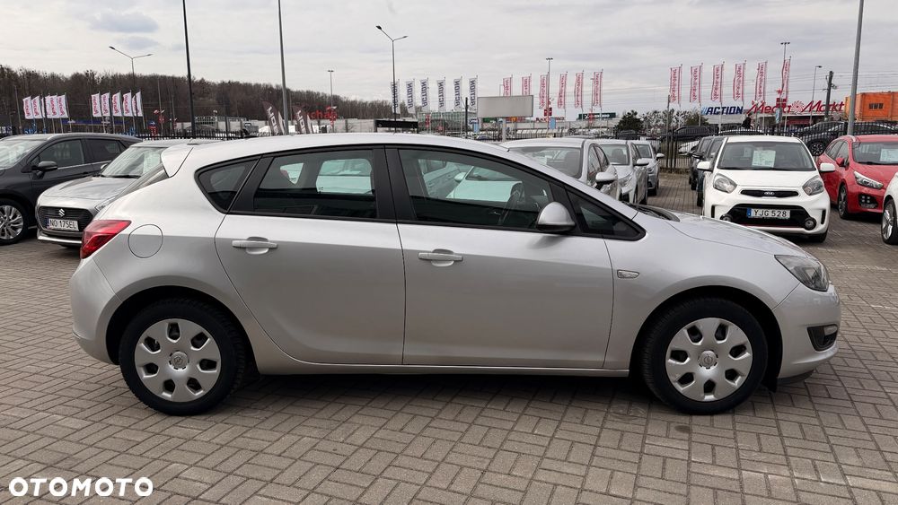 Opel Astra 1.4 T Cosmo - 26