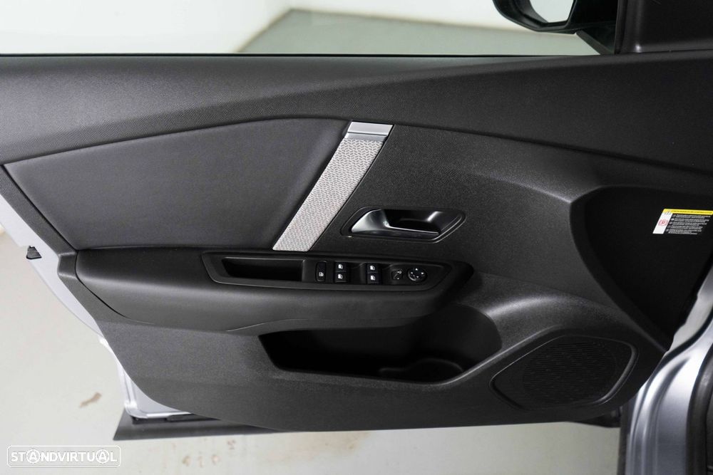 Citroën C4 X 1.2 PureTech Shine Pack EAT8 - 18