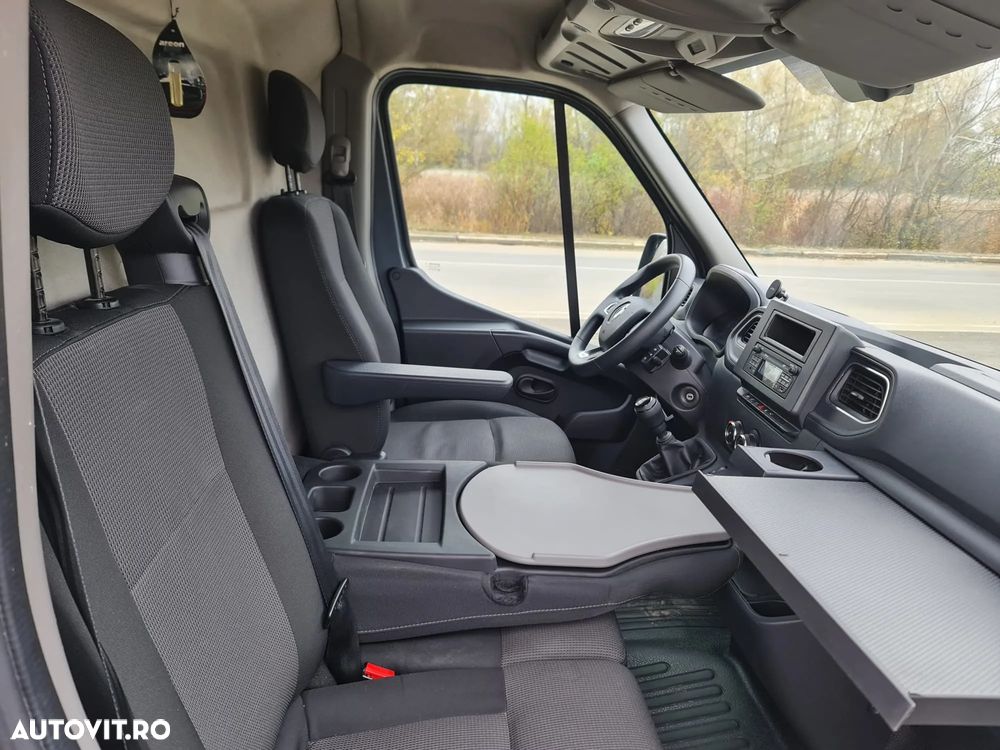 Renault Master - 10